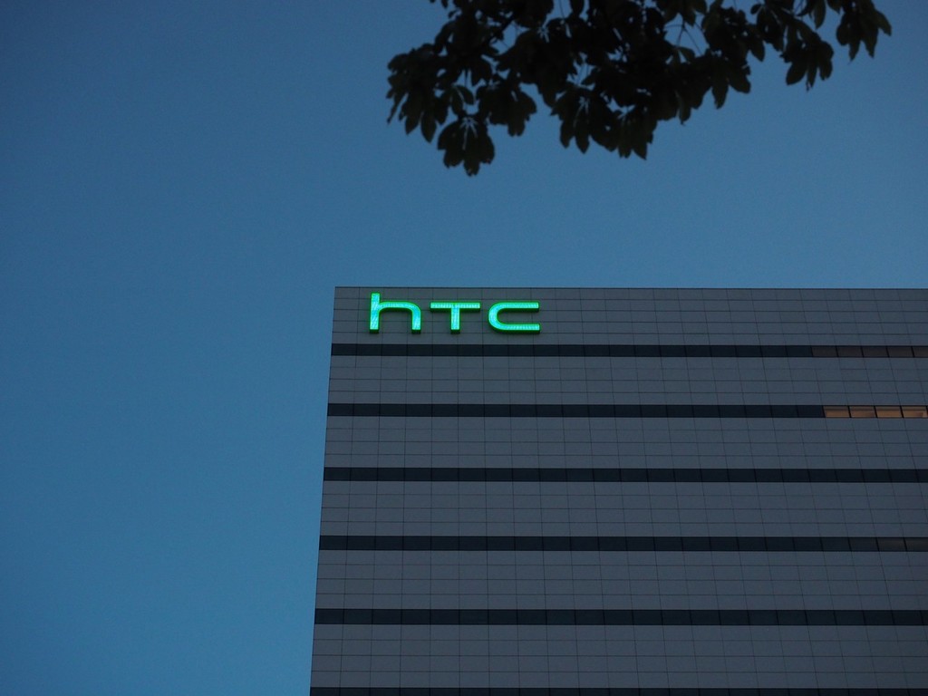 全新HTC G2刷机教程：一步步带你玩转手机系统升级 (全新htc one)