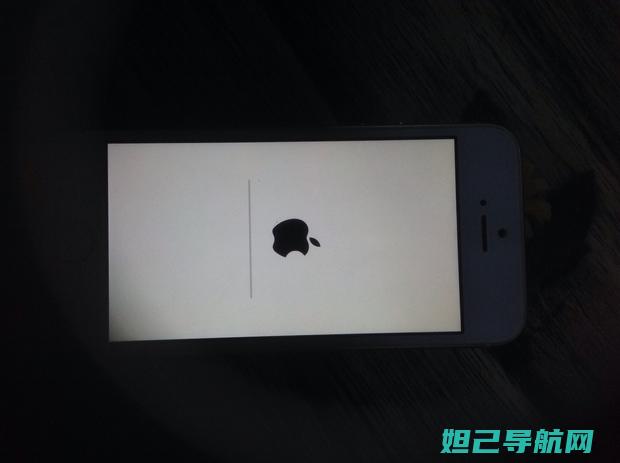 解决苹果5白屏困扰，详细刷机教程分享 (iphone5白屏怎么办)